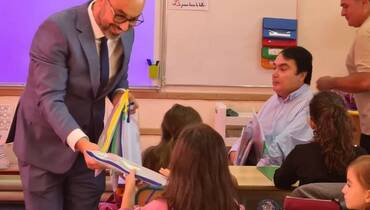 Distribution des kits de fournitures pour la rentrée scolaire 